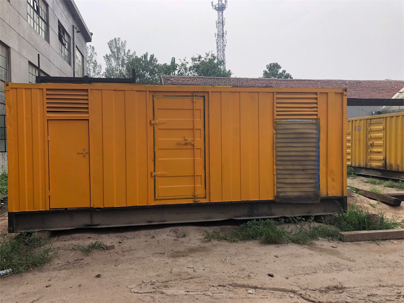 承德发电机出租进行负载测试时，电瓶电量不足的具体判断标准是什么？